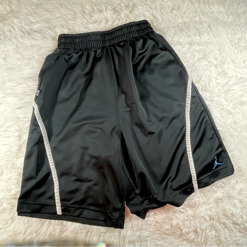 Jordan Black Athletic Shorts - Size L